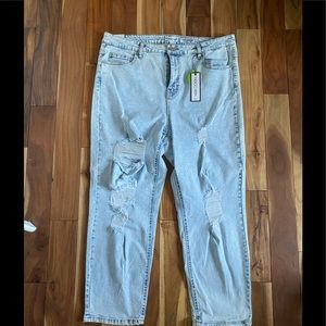 Rue 21 straight leg distressed jeans